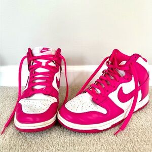 Women’s Nike Dunks. Pink Prime